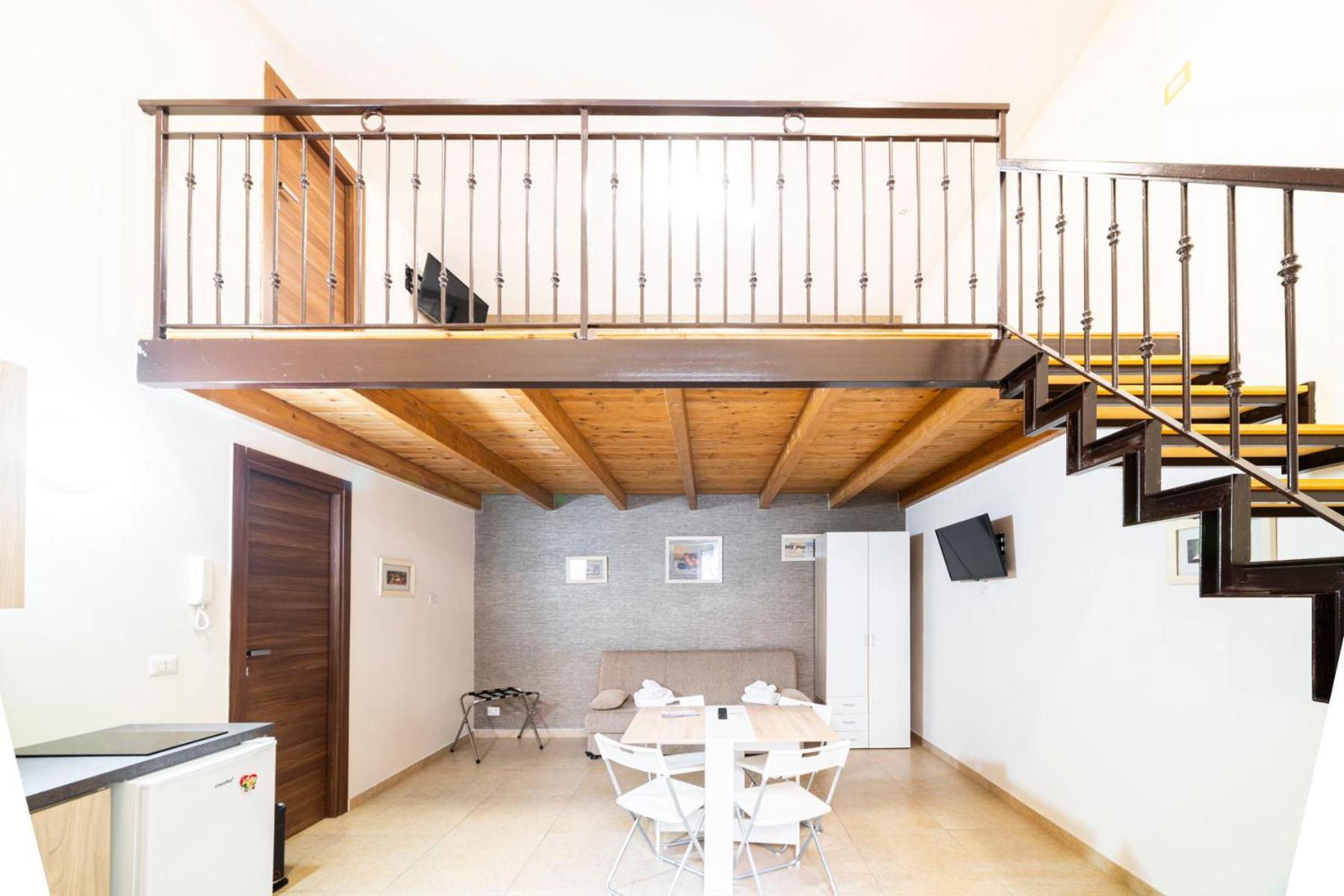 Corso 138 - Sleep & Fly - By Domusextra Bed & Breakfast เนเปิลส์ ภายนอก รูปภาพ